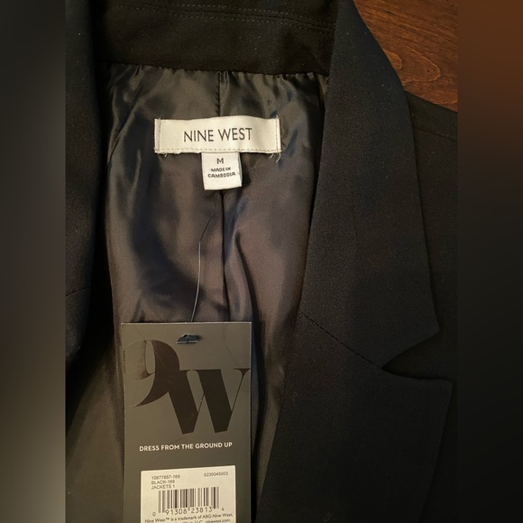 NWT! Nine West open blazer - black jacket, golden tone buttons. Women’s size M - Picture 4 of 13